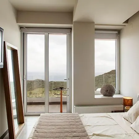 Luxury Seaside Villa,heraklion Crete Вилла Лигарья